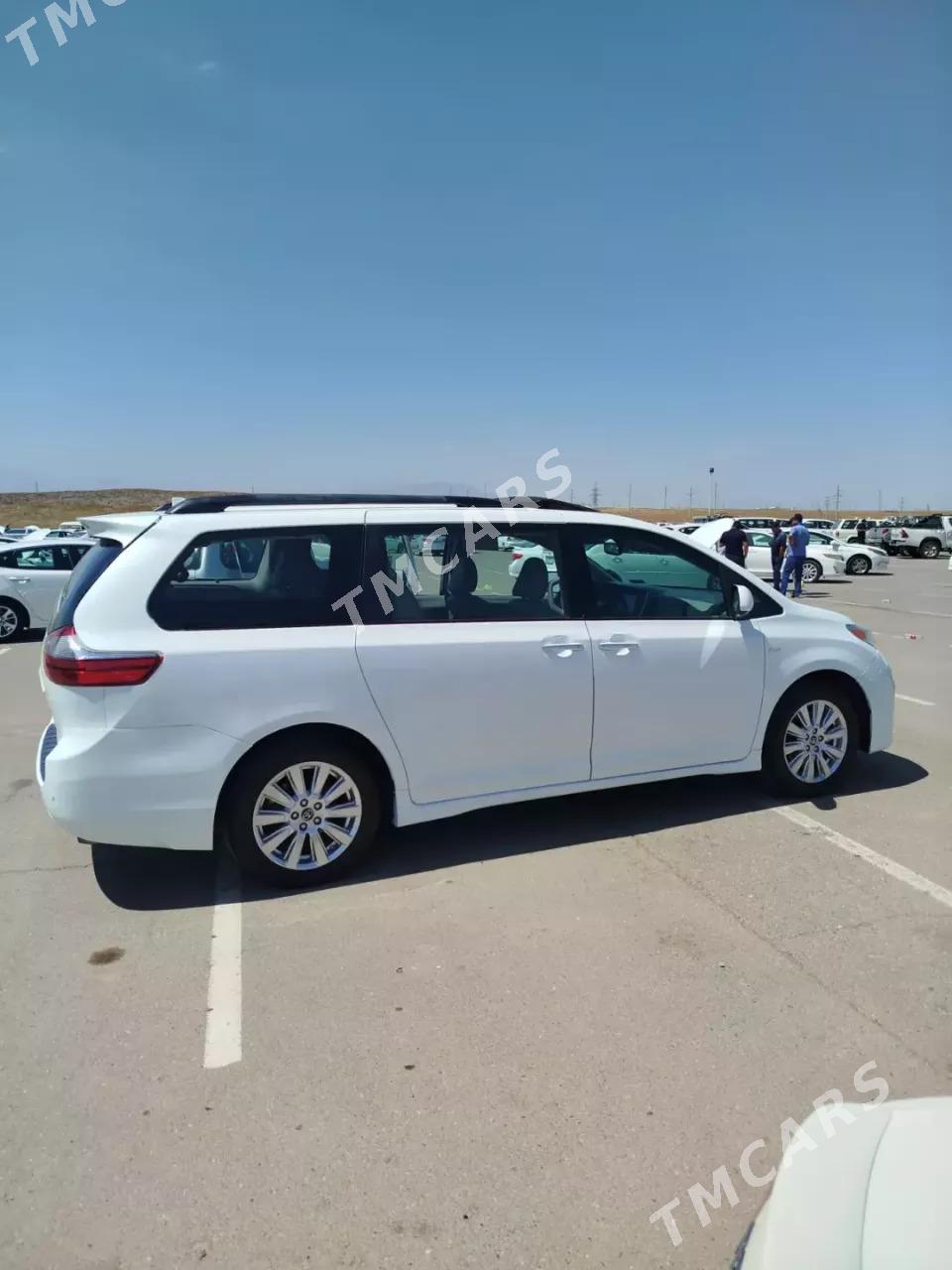 Toyota Sienna 2020 - 400 000 TMT - Aşgabat - img 3