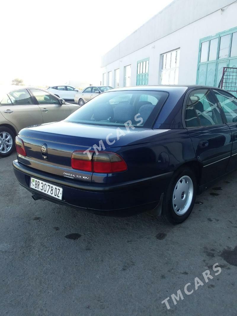 Opel Omega 1995 - 50 000 TMT - Daşoguz - img 4