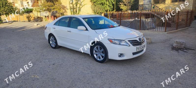 Toyota Camry 2011 - 180 000 TMT - Мары - img 2