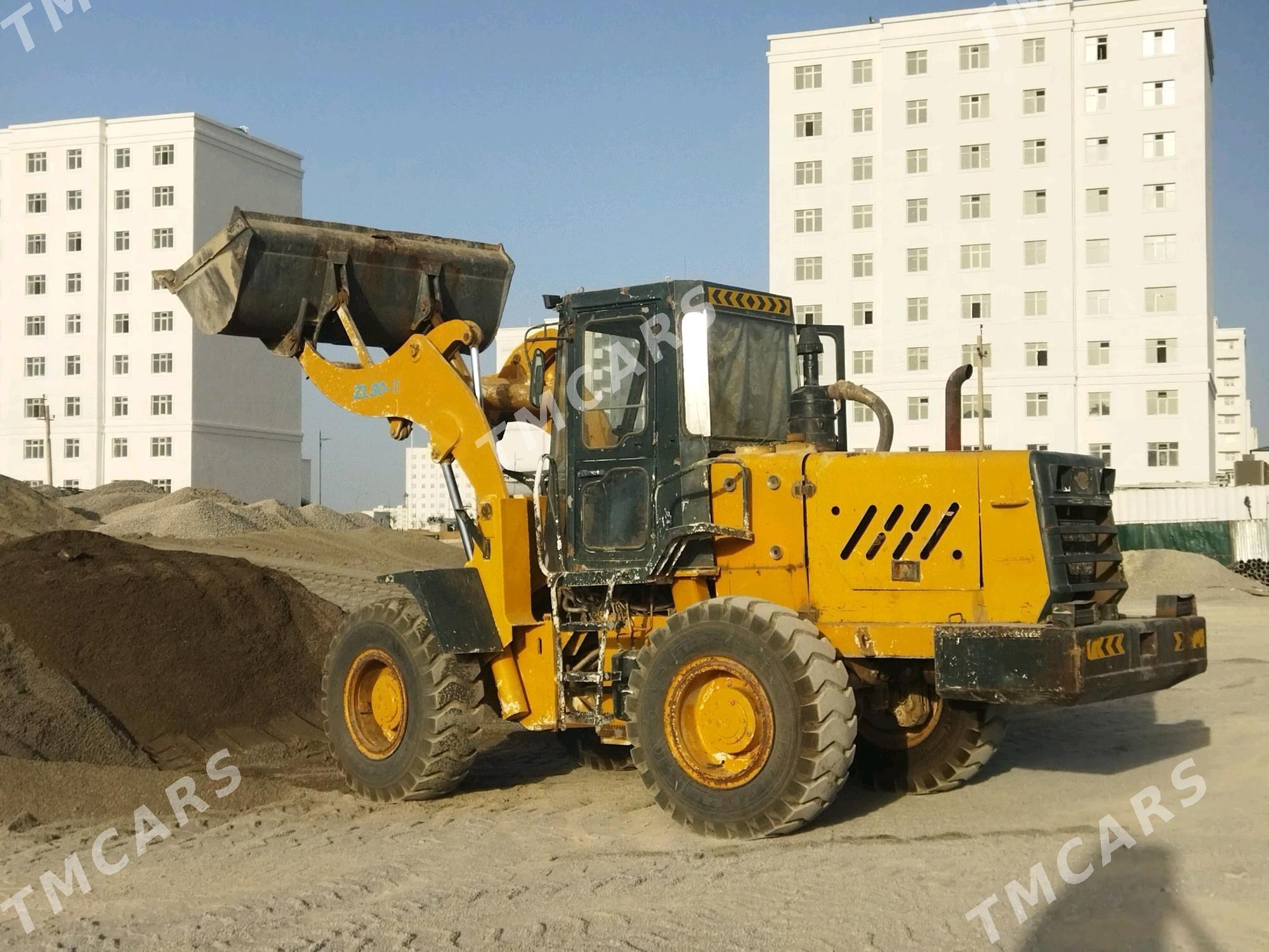 XCMG LW300F 2009 - 250 000 TMT - Мары - img 3