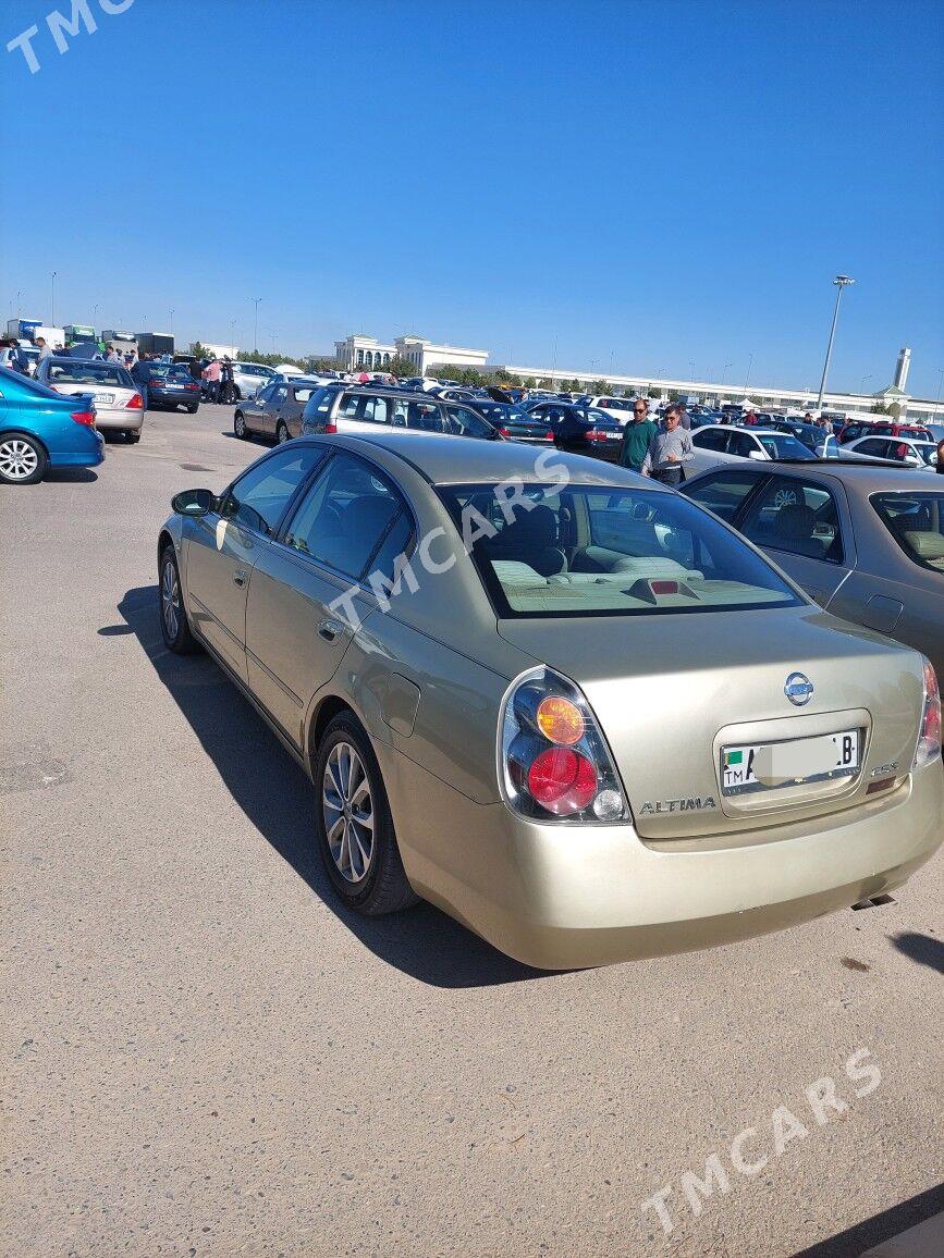 Nissan Altima 2002 - 65 000 TMT - Сейди - img 2