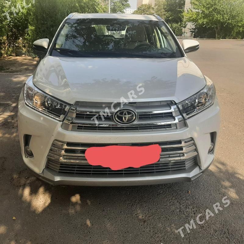 Toyota Highlander 2018 - 420 000 TMT - Aşgabat - img 2