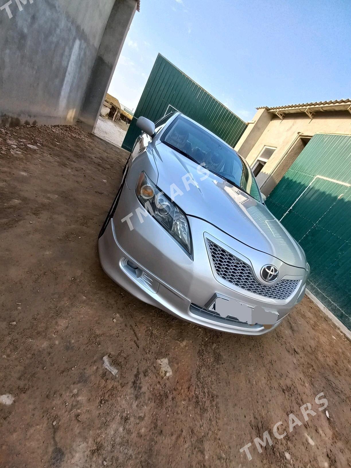 Toyota Camry 2009 - 160 000 TMT - Кёнеургенч - img 3