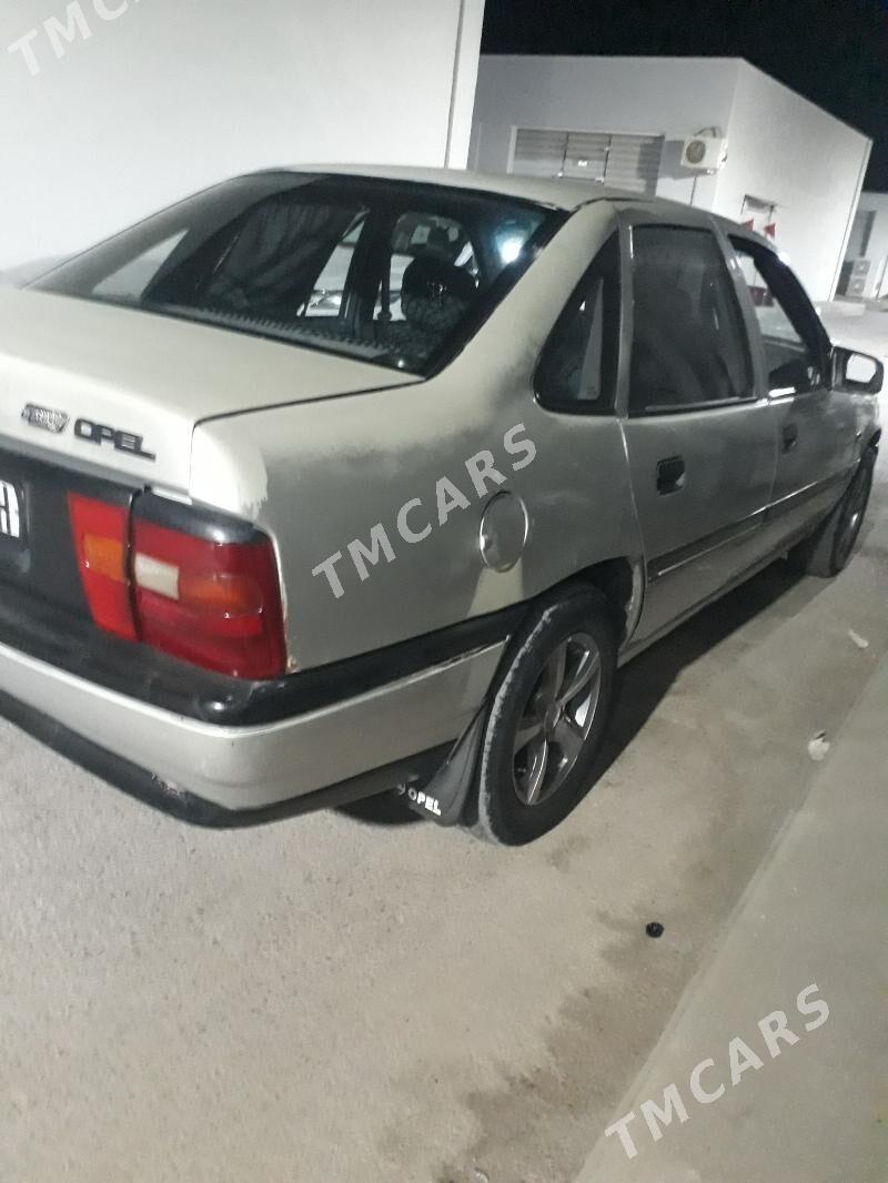 Opel Vectra 1989 - 23 000 TMT - Kaka - img 5