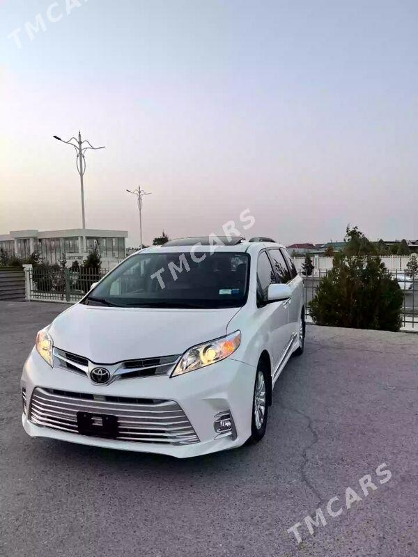 Toyota Sienna 2018 - 530 000 TMT - Ашхабад - img 8