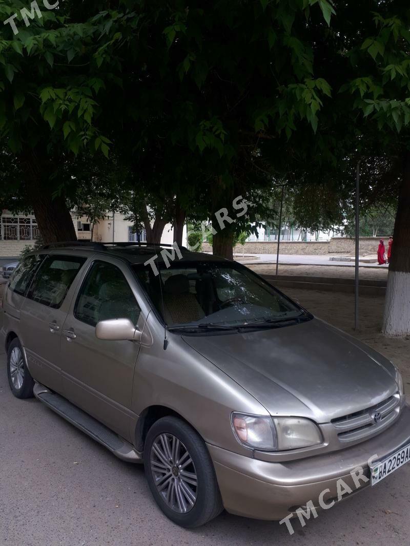 Toyota Sienna 1999 - 120 000 TMT - Ашхабад - img 2