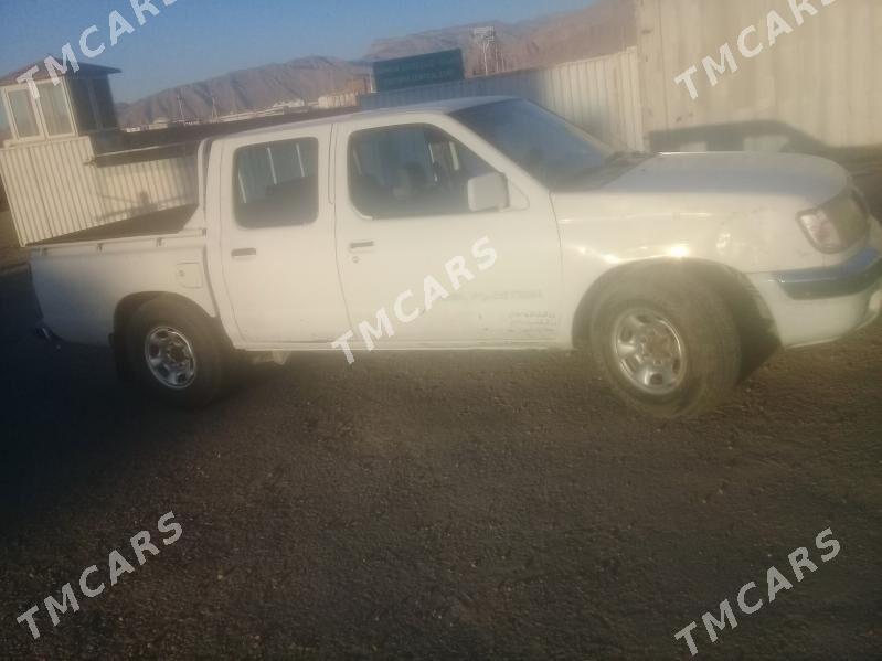 Toyota Hilux 2005 - 80 000 TMT - Балканабат - img 3