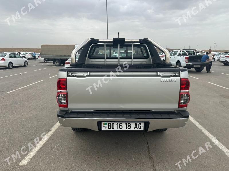 Toyota Hilux 2014 - 420 000 TMT - Köşi - img 3