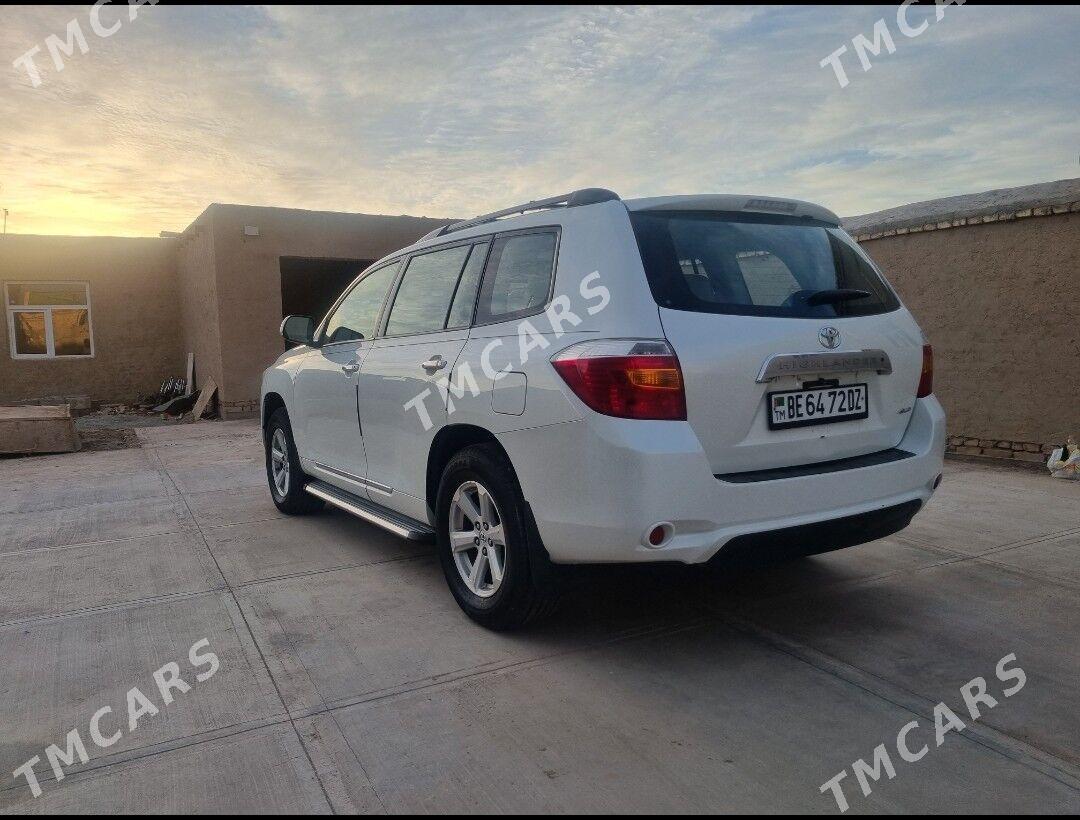 Toyota Highlander 2010 - 260 000 TMT - Дашогуз - img 3