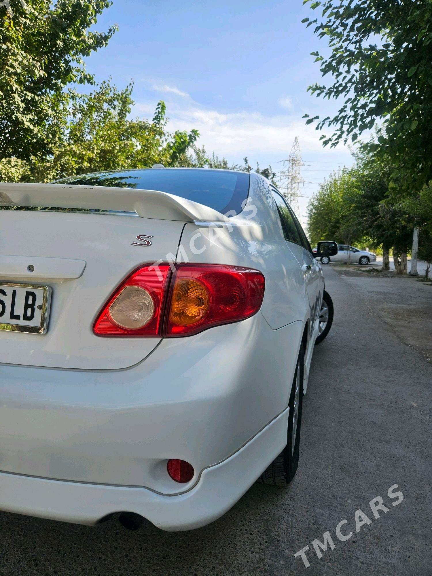 Toyota Corolla 2010 - 130 000 TMT - Türkmenabat - img 3