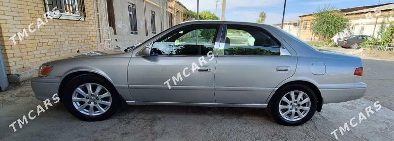 Toyota Camry 2000 - 135 000 TMT - Türkmenabat - img 4