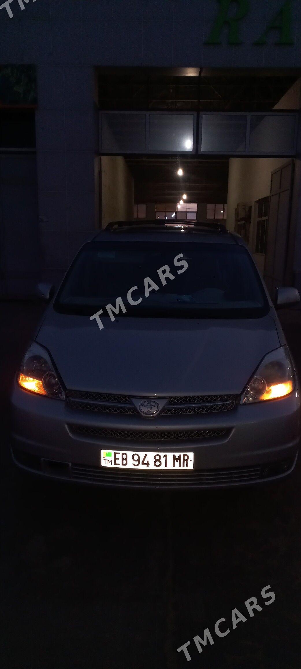 Toyota Sienna 2004 - 210 000 TMT - Туркменгала - img 6