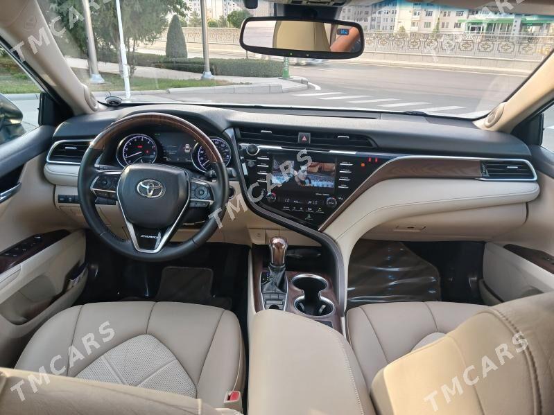 Toyota Camry 2018 - 430 000 TMT - Aşgabat - img 8