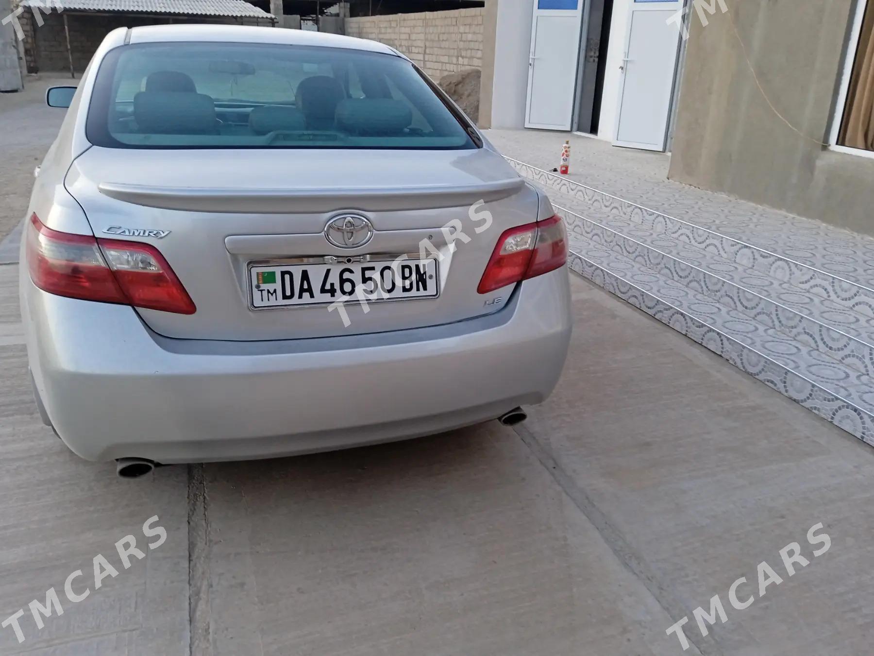 Toyota Camry 2007 - 150 000 TMT - Балканабат - img 4