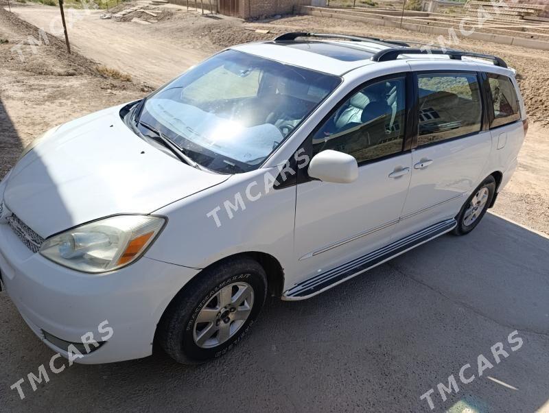 Toyota Sienna 2005 - 170 000 TMT - Дашогуз - img 2