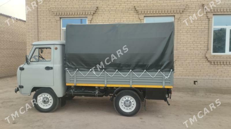 UAZ Profi 2009 - 155 000 TMT - Саят - img 2