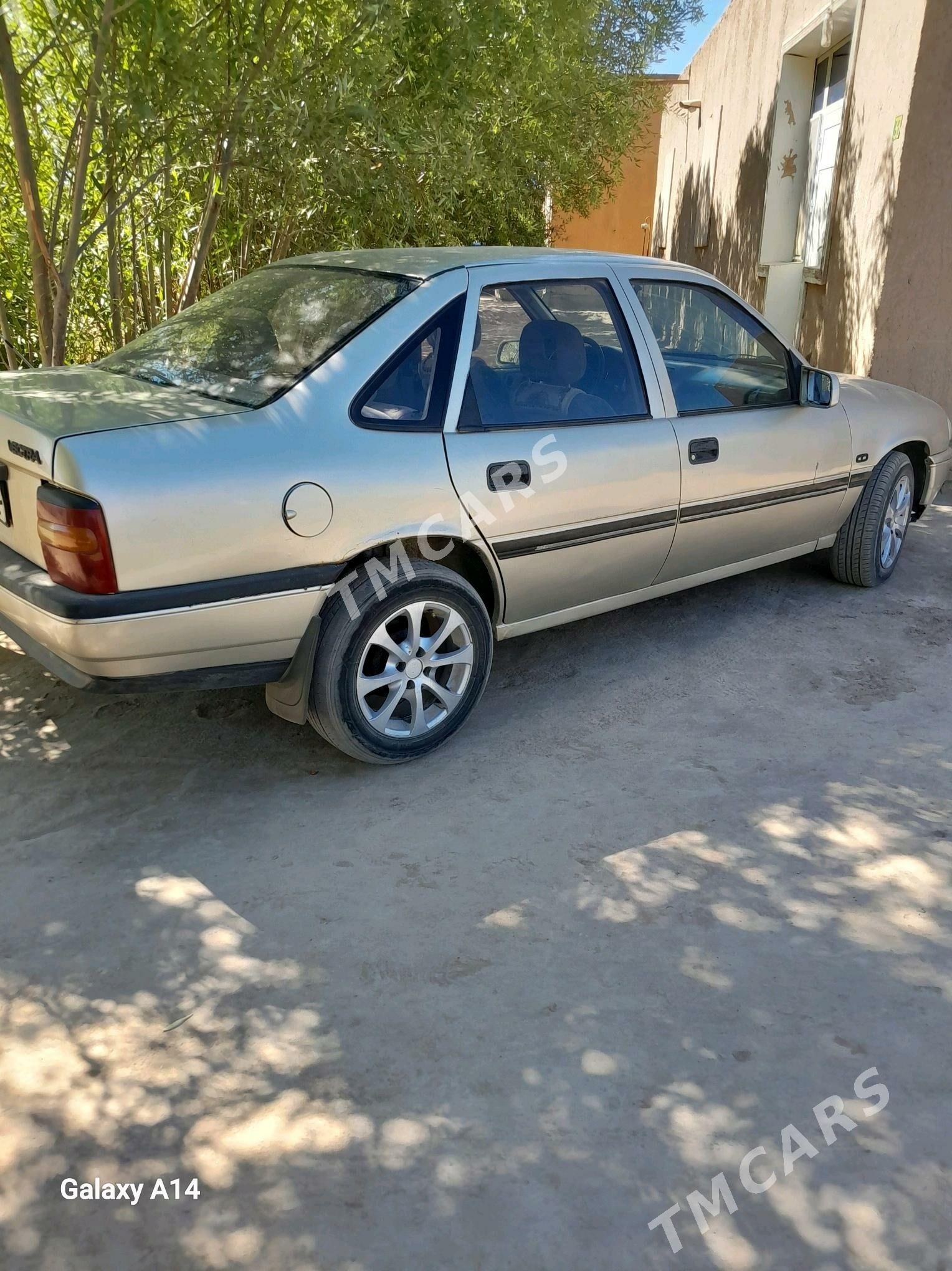 Opel Vectra 1990 - 20 000 TMT - Gurbansoltan Eje - img 2