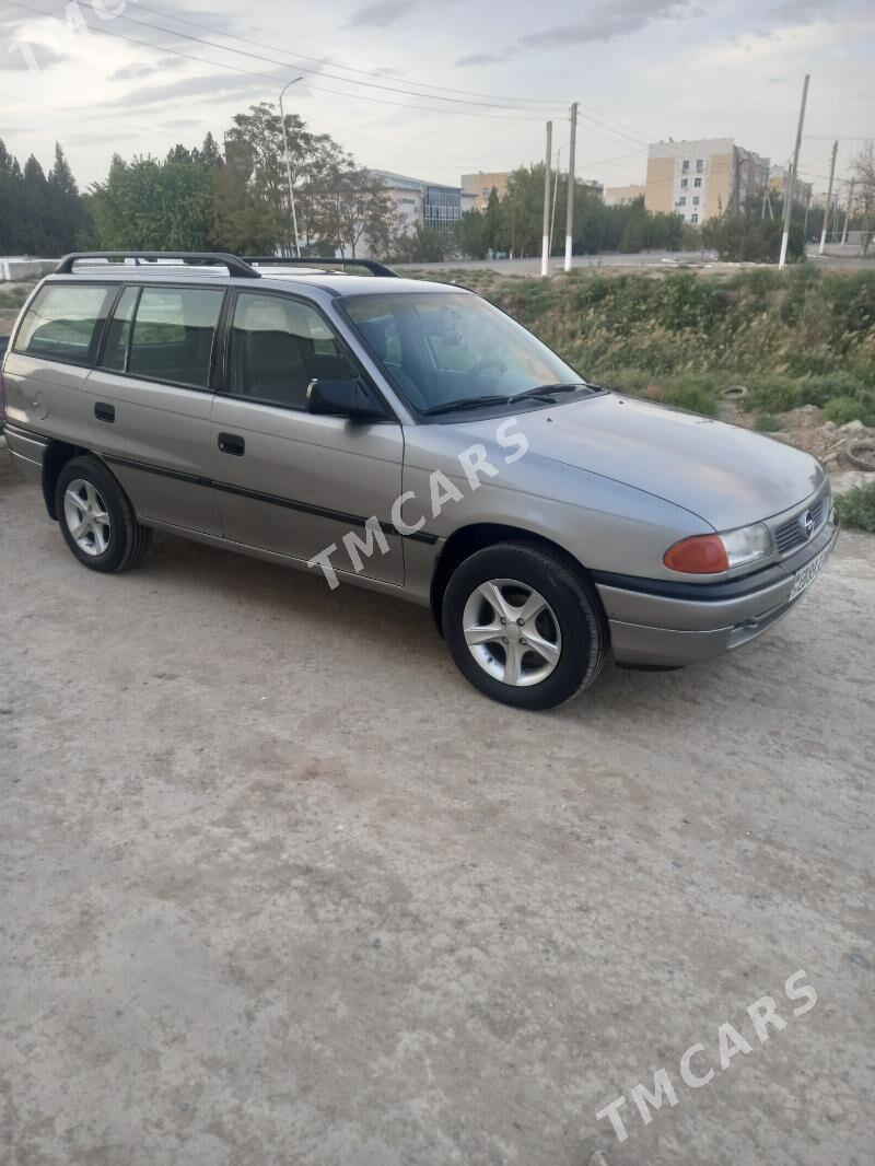 Opel Astra 1994 - 46 000 TMT - Байрамали - img 2