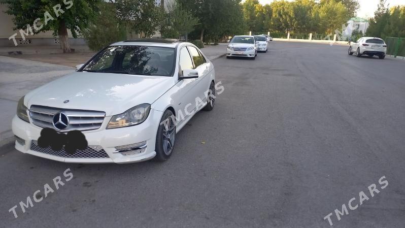 Mercedes-Benz C350 2011 - 200 000 TMT - Aşgabat - img 5