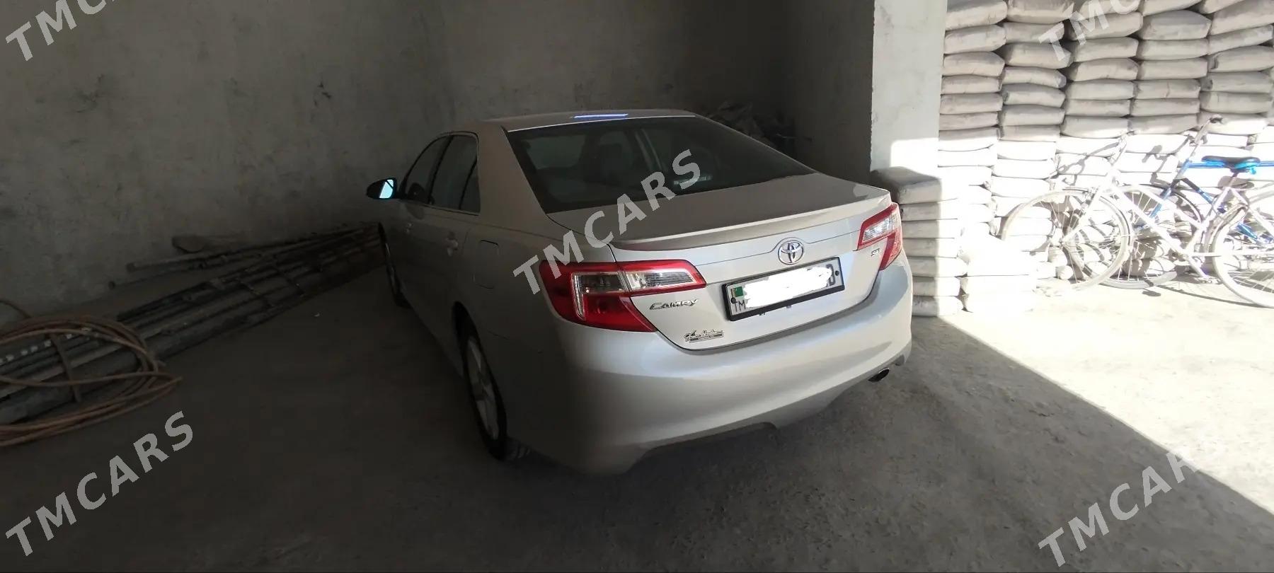 Toyota Camry 2014 - 260 000 TMT - Türkmenabat - img 3