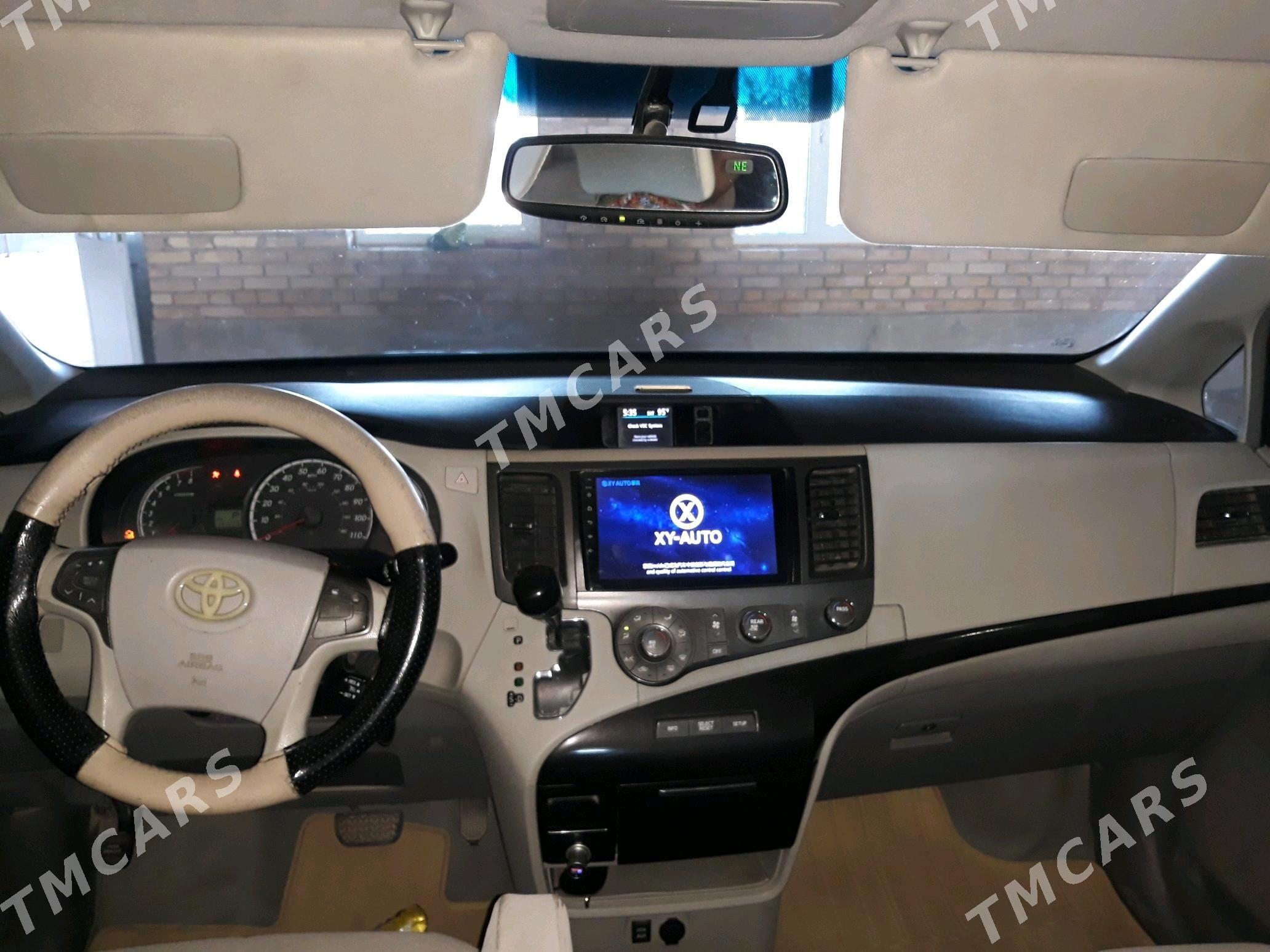 Toyota Sienna 2011 - 250 000 TMT - Farap - img 7