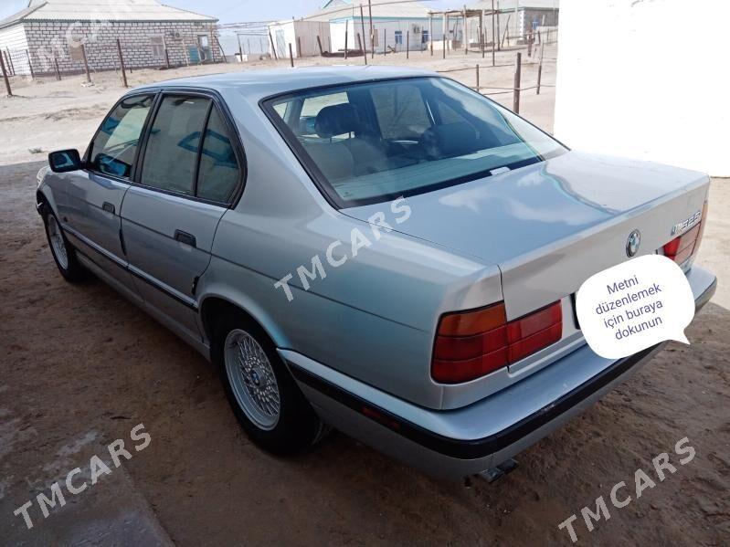 BMW 525 1996 - 70 000 TMT - Эсенгулы - img 4