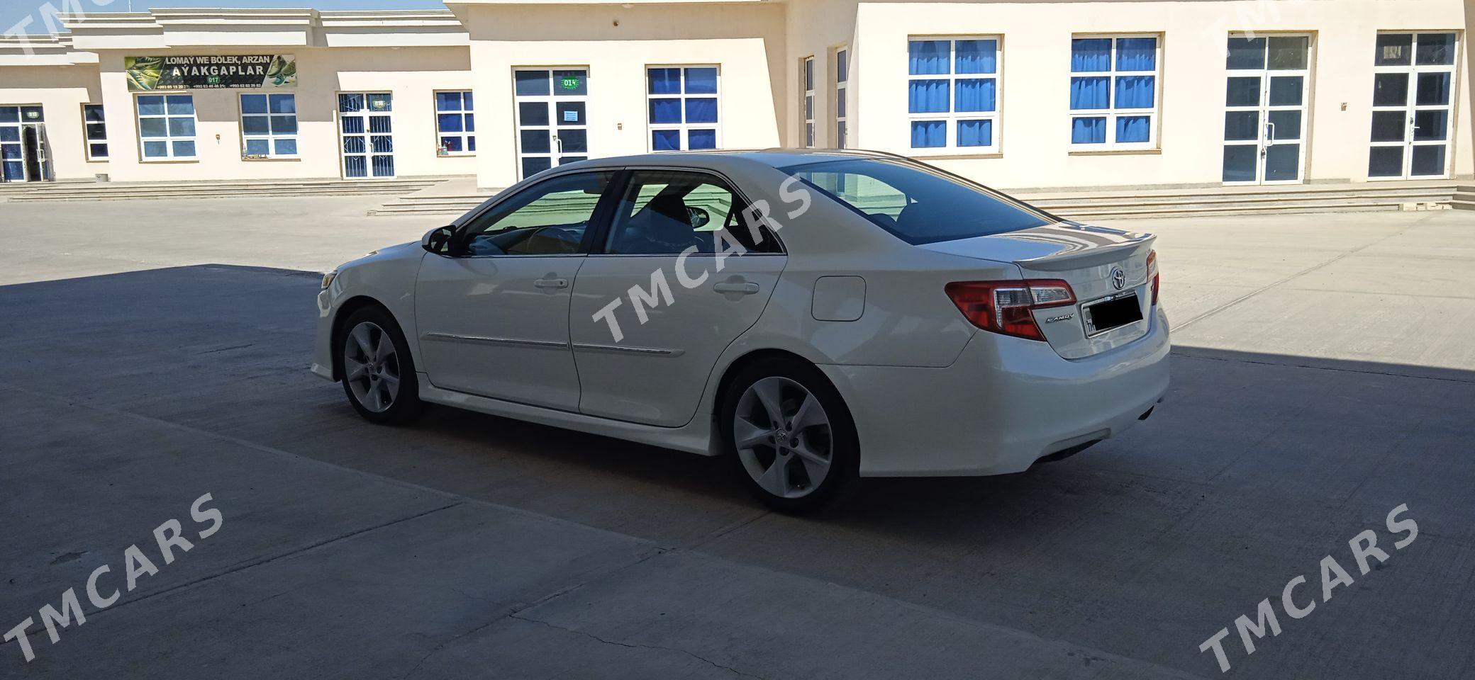 Toyota Camry 2013 - 185 000 TMT - Mary - img 2