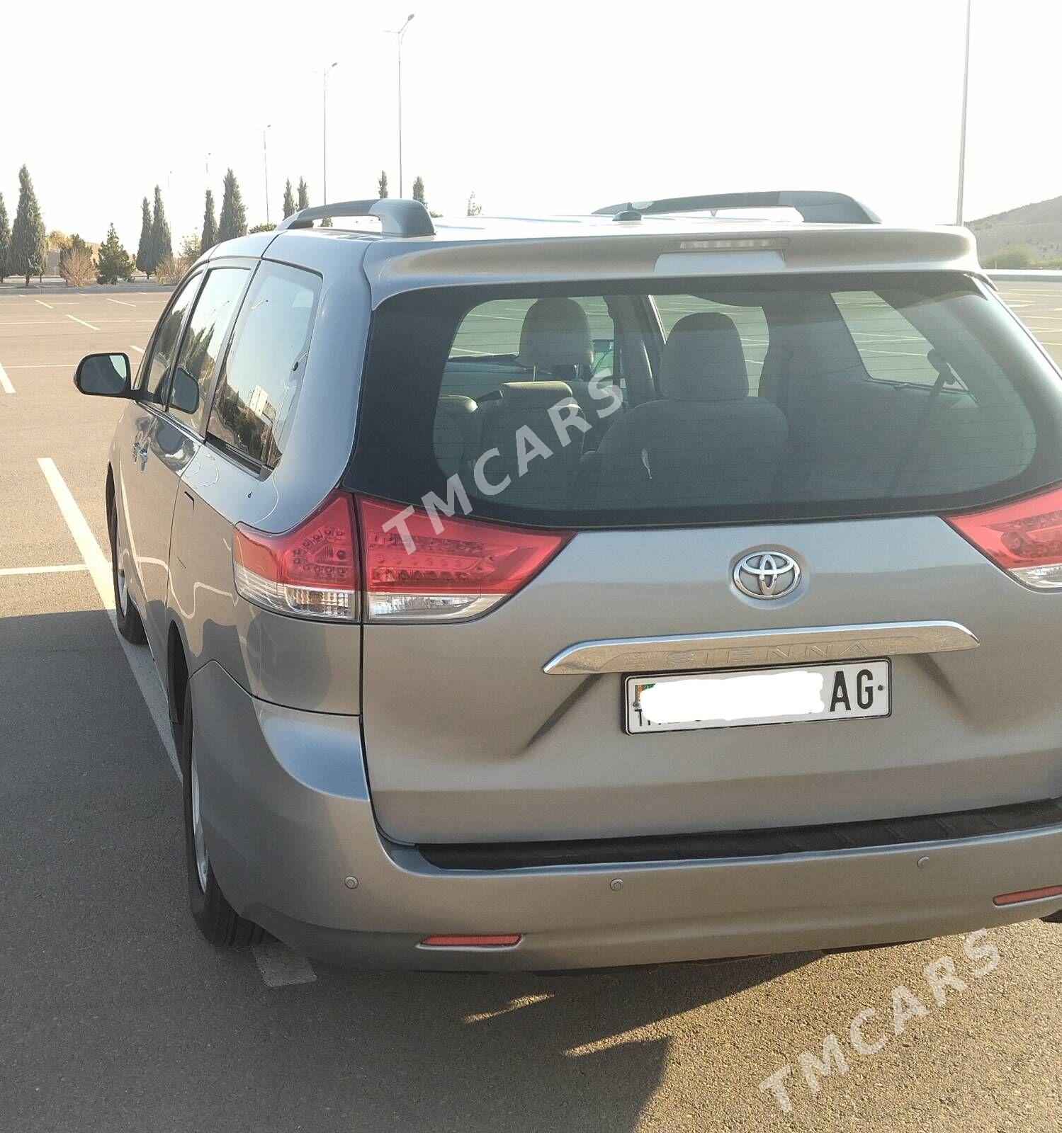 Toyota Sienna 2011 - 265 000 TMT - Ашхабад - img 3