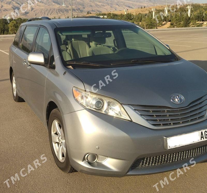 Toyota Sienna 2011 - 265 000 TMT - Aşgabat - img 5