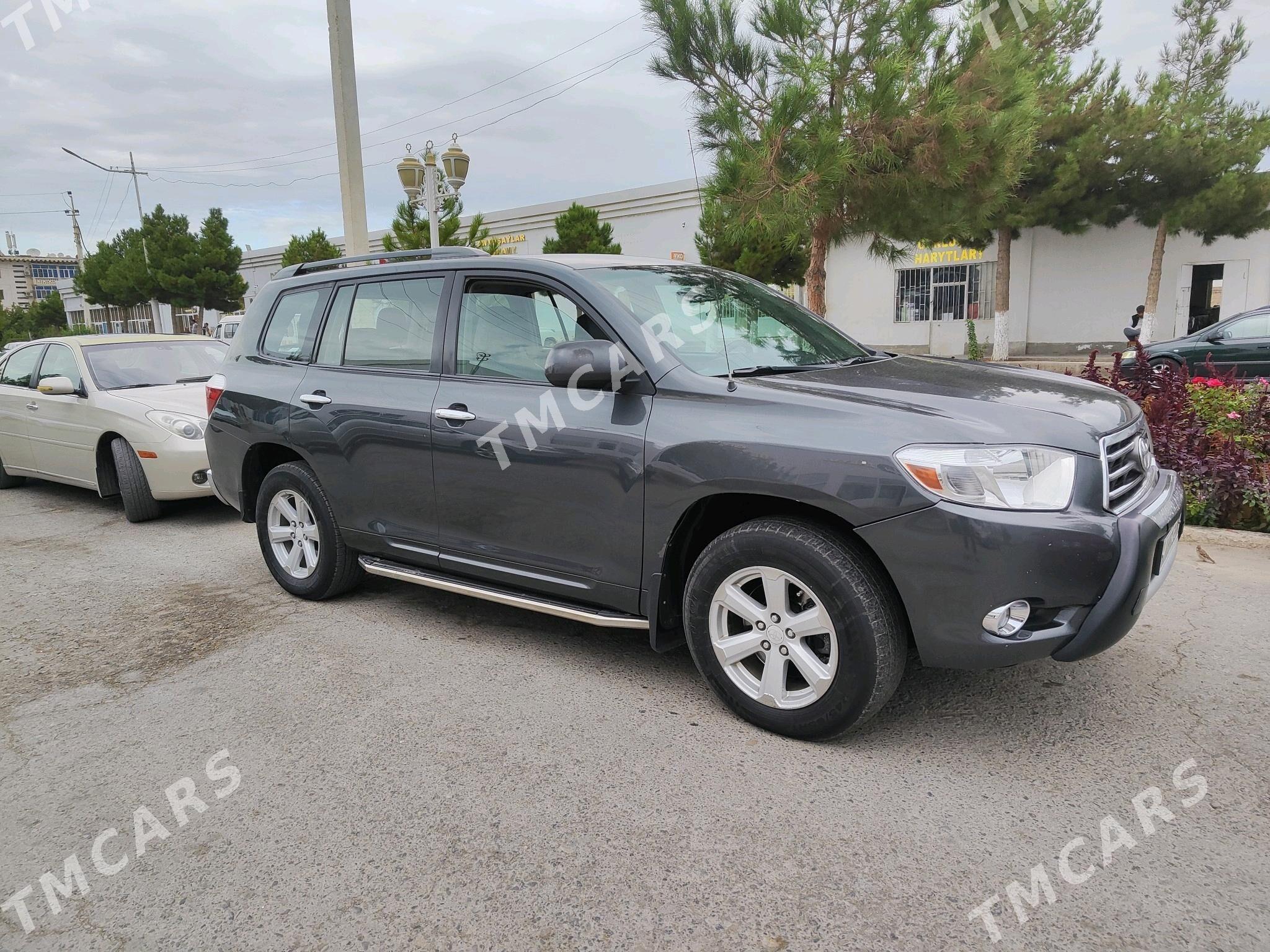 Toyota Highlander 2010 - 250 000 TMT - Türkmenabat - img 3