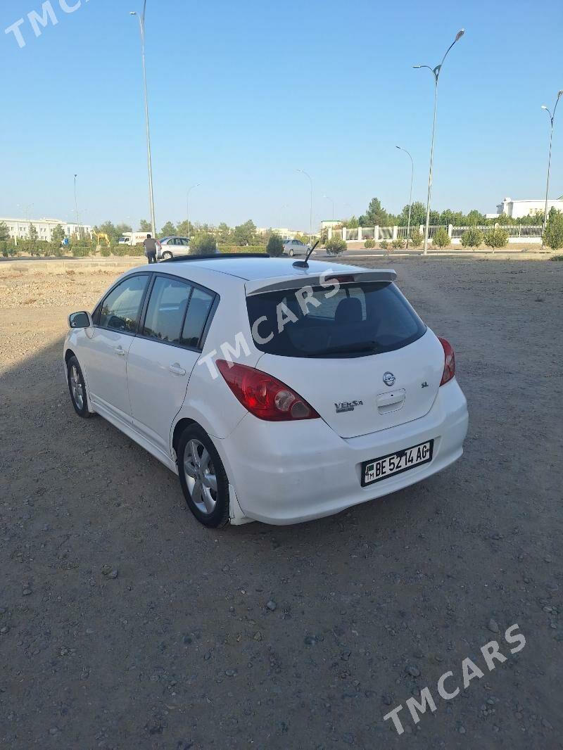 Nissan Versa 2010 - 125 000 TMT - Ашхабад - img 4