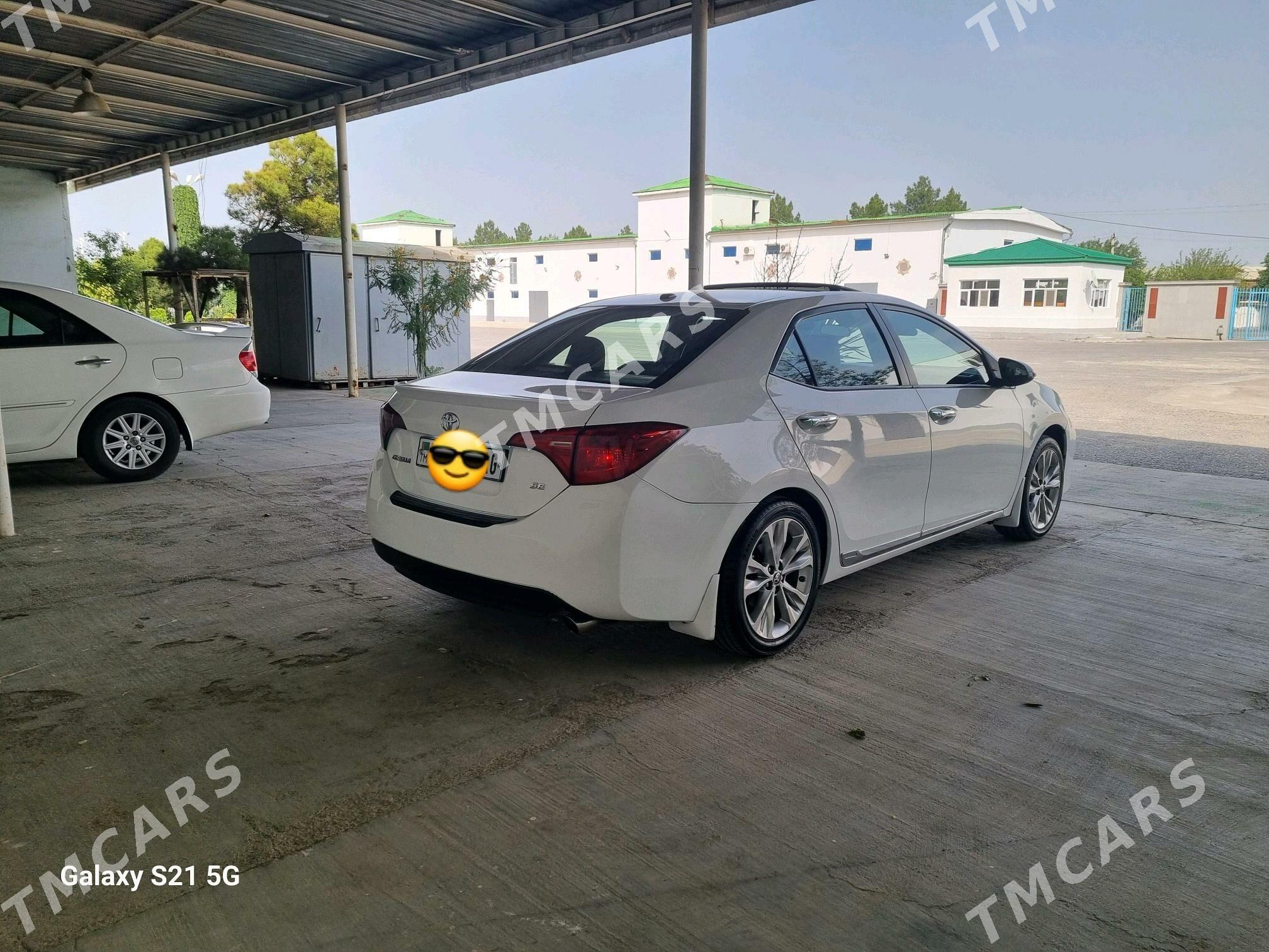 Toyota Corolla 2018 - 230 000 TMT - Aşgabat - img 2