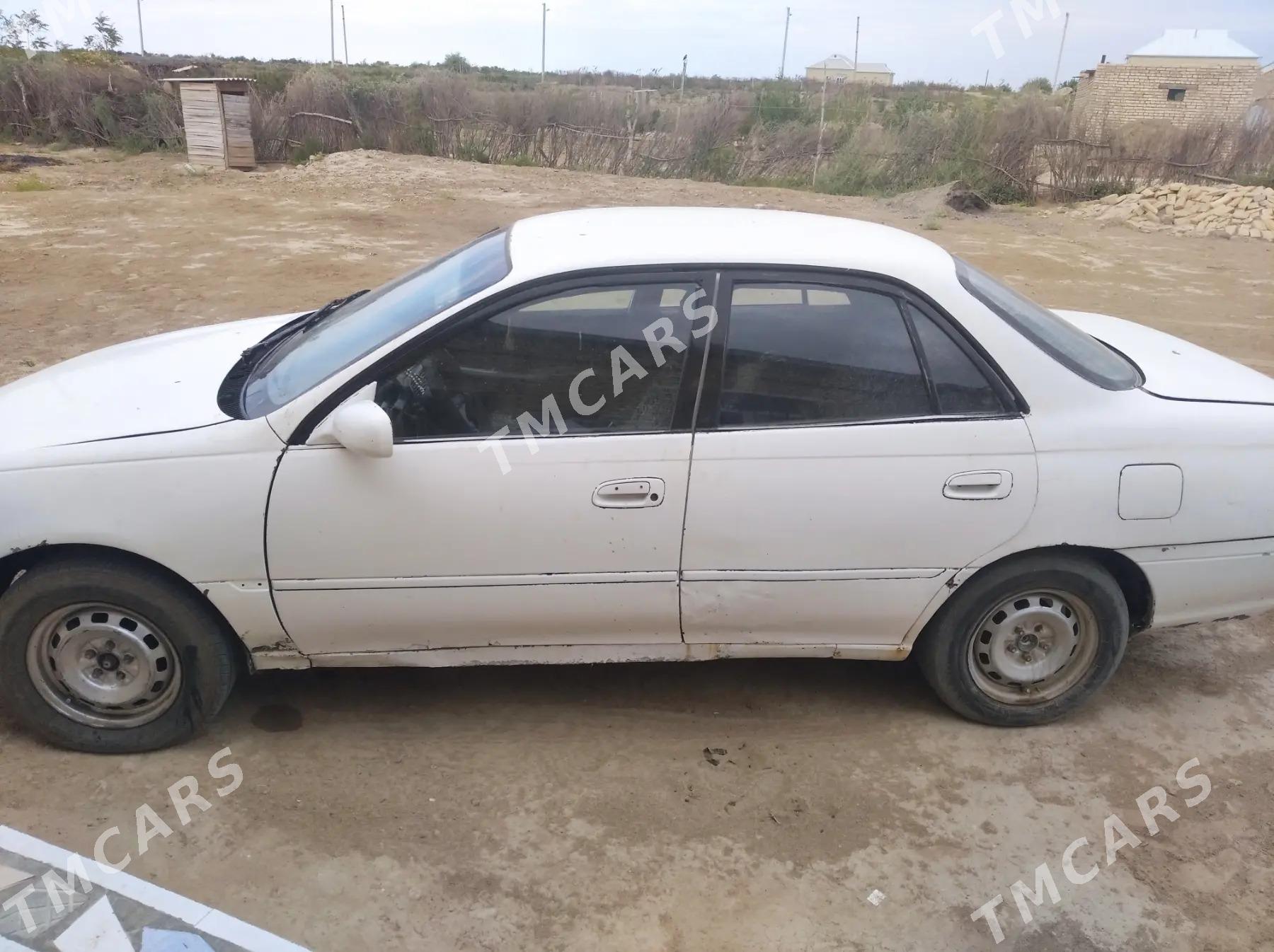 Toyota Carina 1993 - 18 000 TMT - Baýramaly - img 3