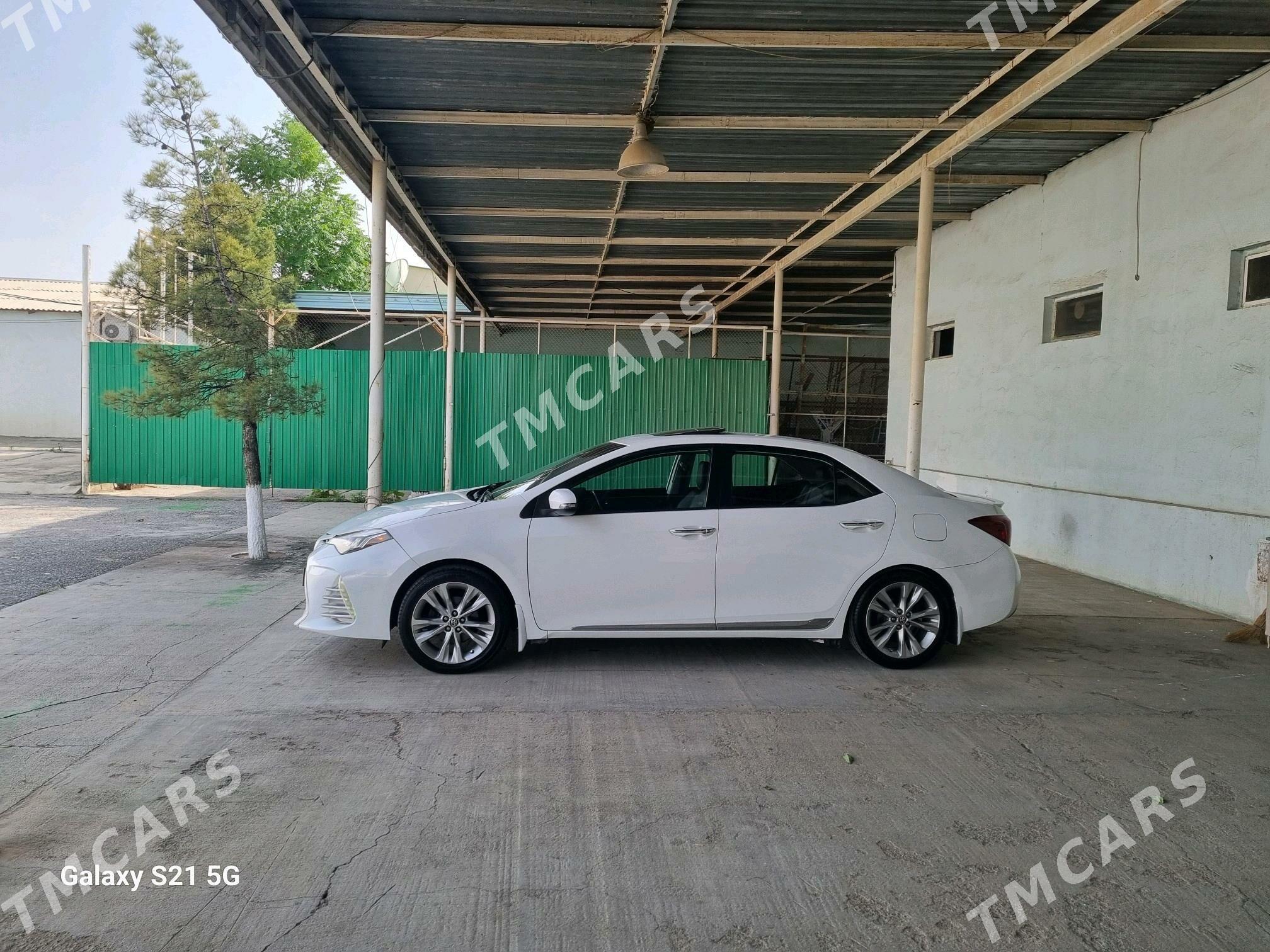 Toyota Corolla 2018 - 230 000 TMT - Aşgabat - img 4