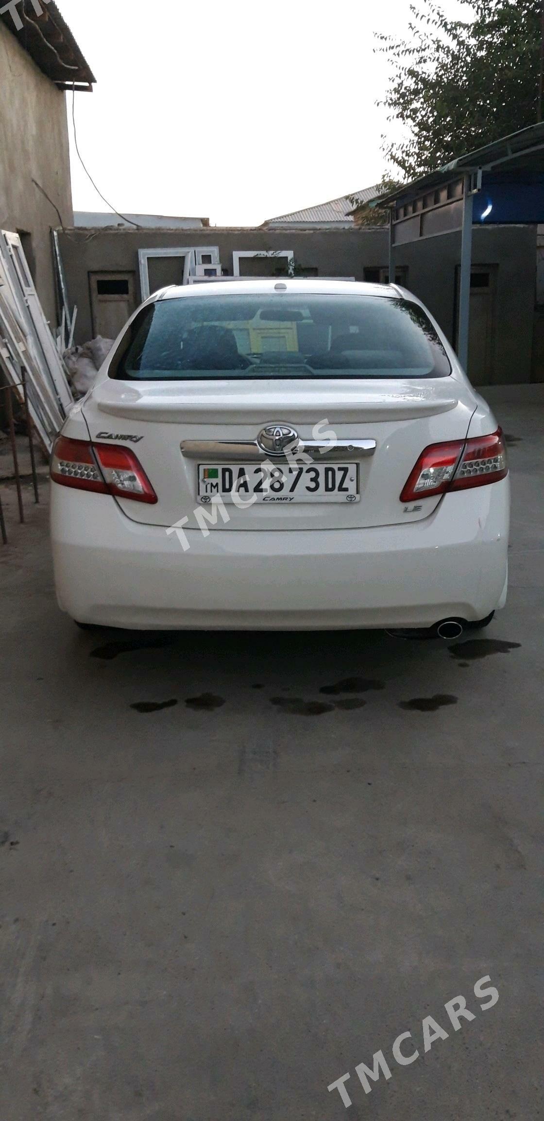 Toyota Camry 2010 - 171 000 TMT - Daşoguz - img 10