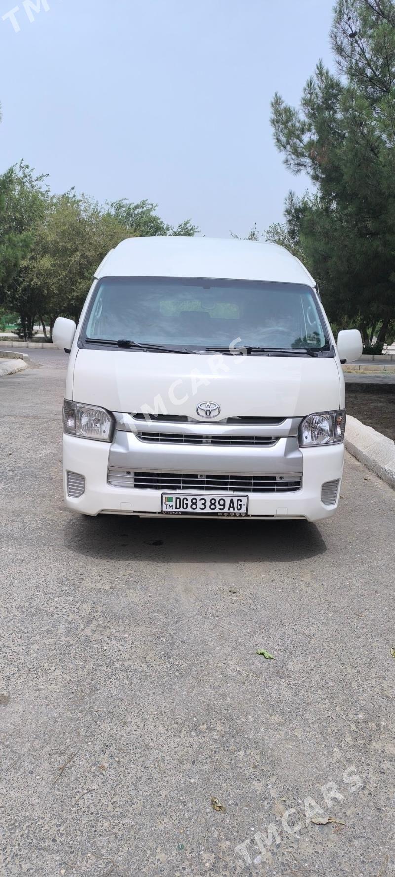 Toyota Hiace 2014 - 420 000 TMT - 9 мкр - img 3