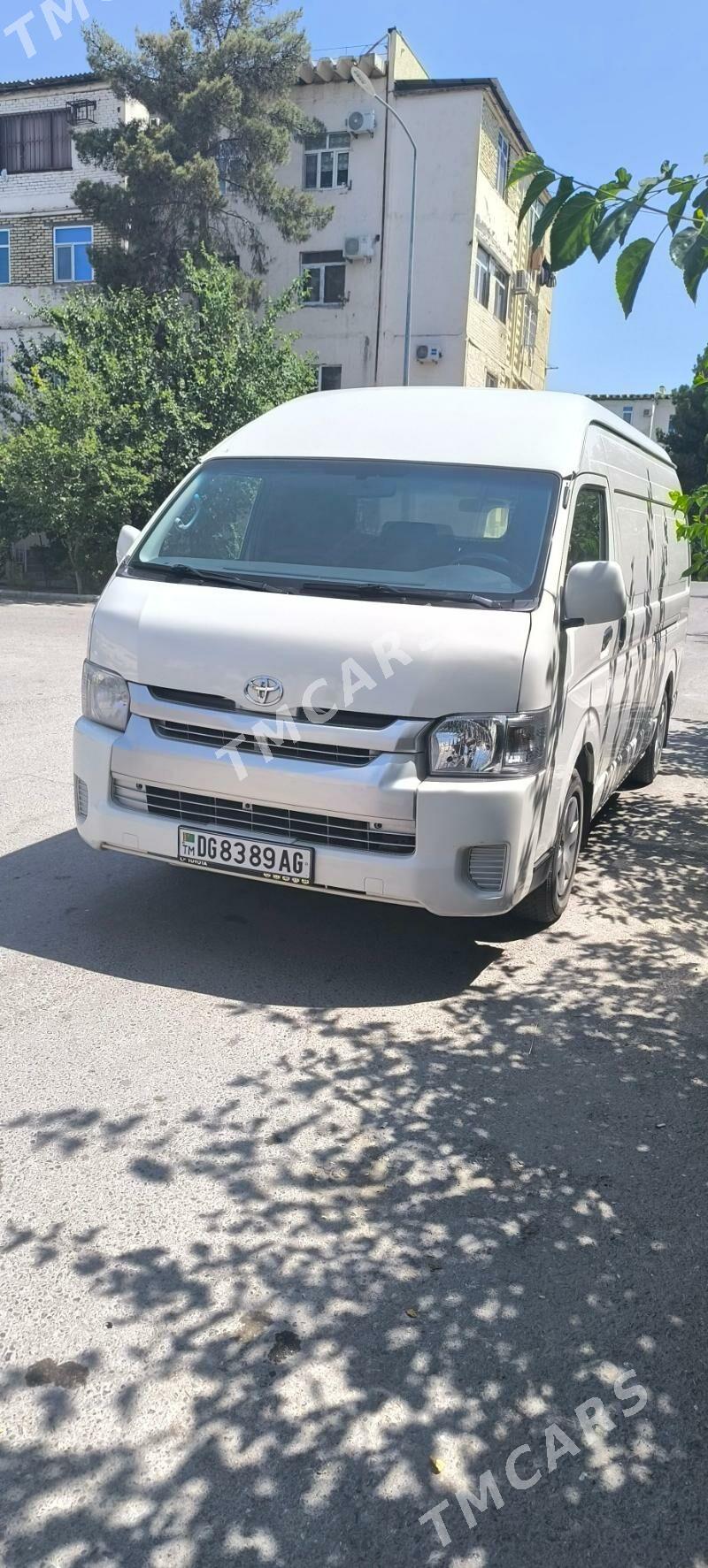 Toyota Hiace 2014 - 420 000 TMT - 9 мкр - img 9