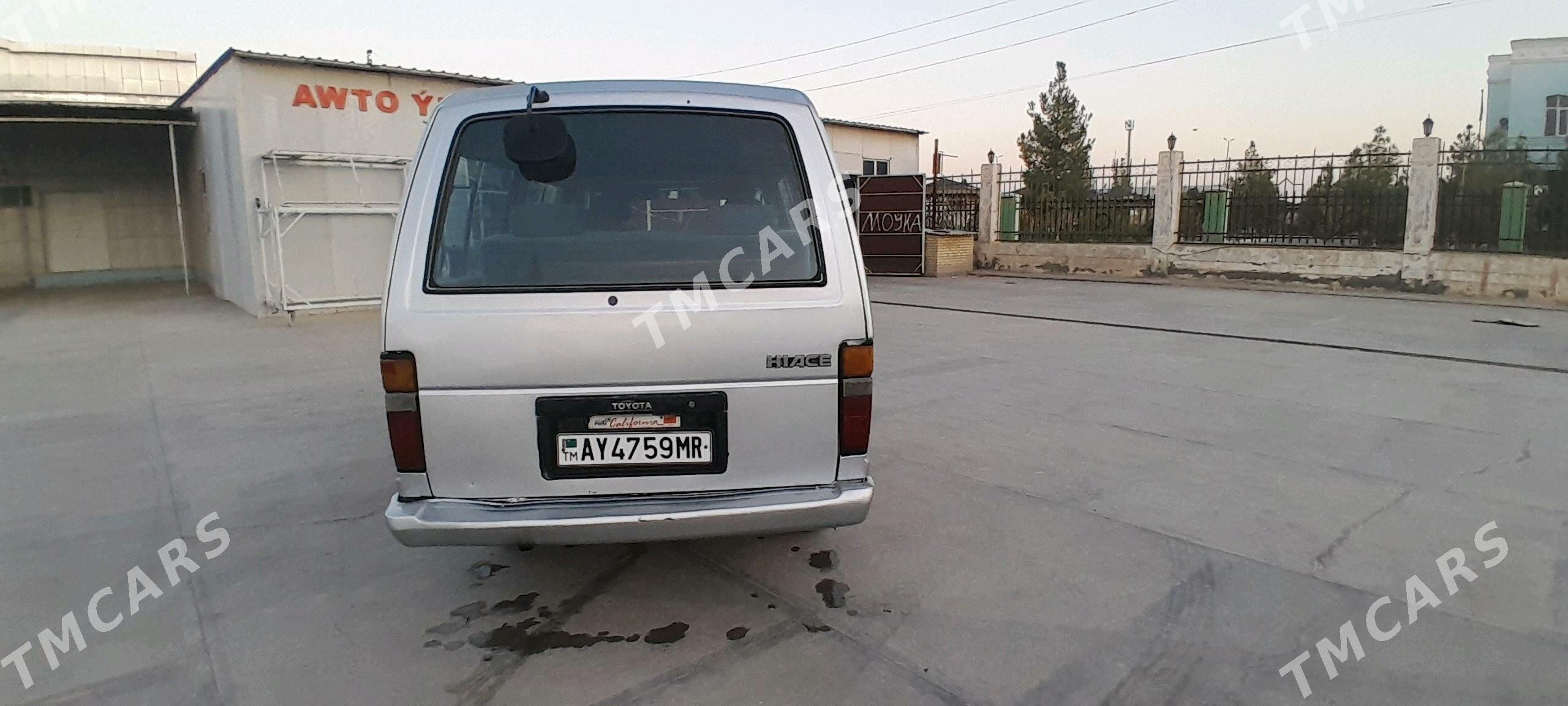 Toyota Hiace 1985 - 50 000 TMT - Sakarçäge - img 4