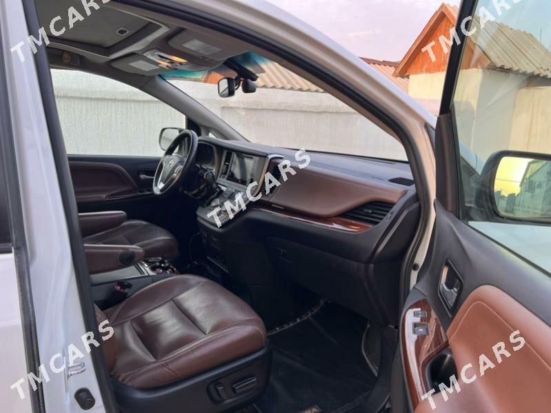 Toyota Sienna 2019 - 440 000 TMT - Oguz han - img 6