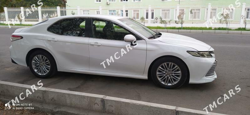 Toyota Camry 2019 - 240 000 TMT - Мары - img 9