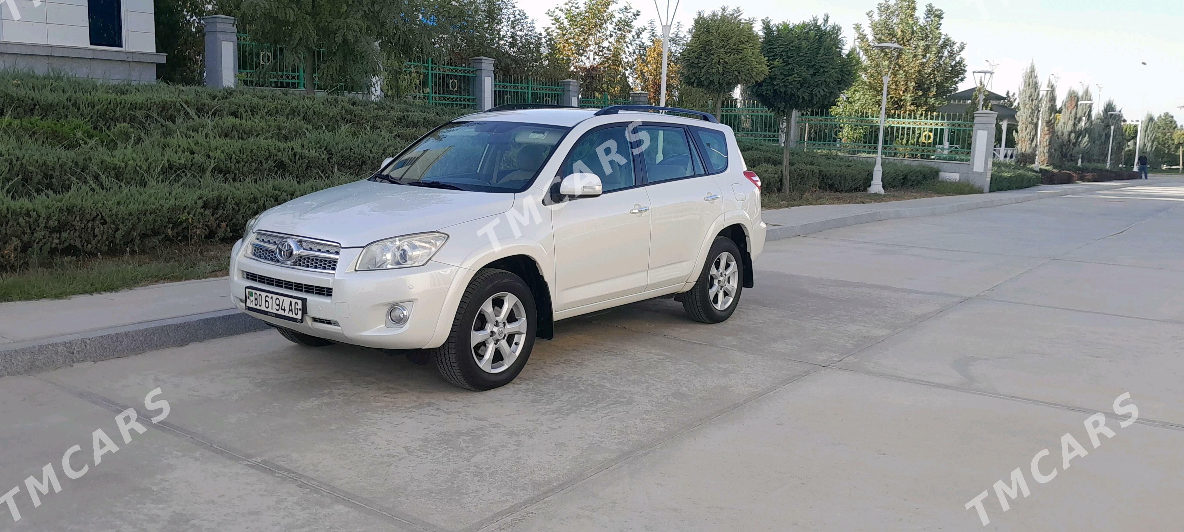 Toyota RAV4 2010 - 225 000 TMT - Aşgabat - img 5