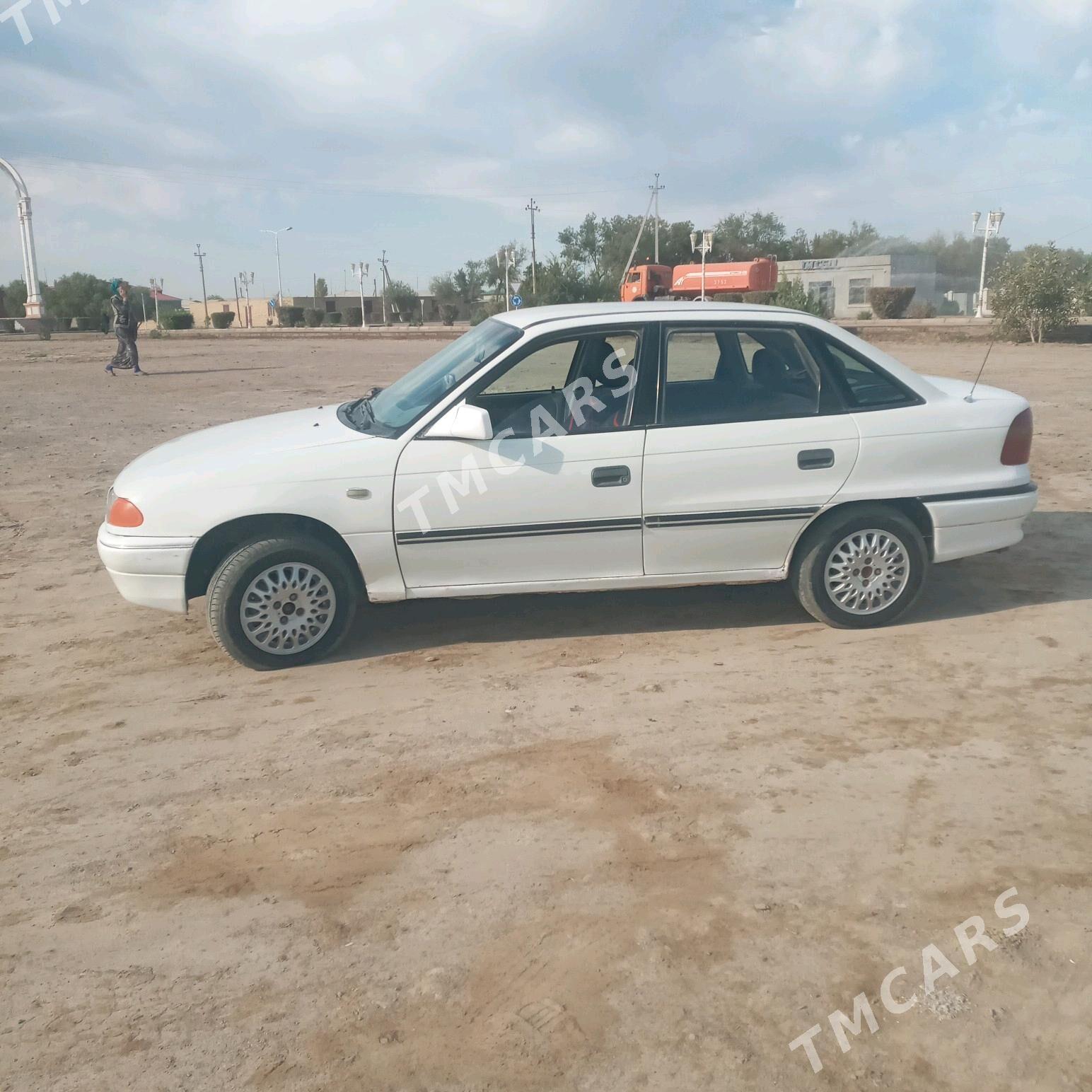 Opel Astra 1993 - 32 000 TMT - етр. Туркменбаши - img 5