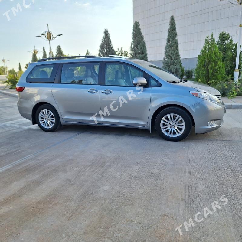 Toyota Sienna 2016 - 350 000 TMT - Ашхабад - img 5