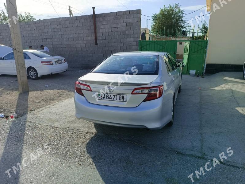 Toyota Camry 2014 - 200 000 TMT - Берекет - img 3