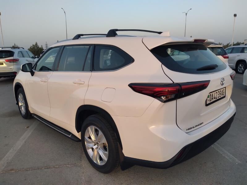 Toyota Highlander 2021 - 530 000 TMT - Aşgabat - img 5