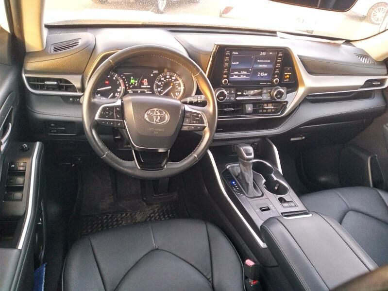 Toyota Highlander 2021 - 530 000 TMT - Aşgabat - img 2