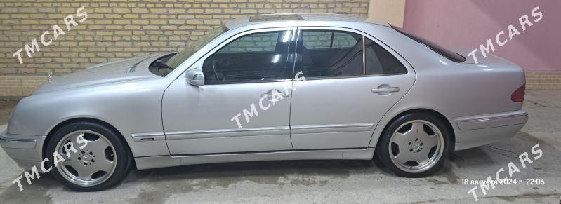 Mercedes-Benz E430 2002 - 130 000 TMT - Туркменабат - img 3