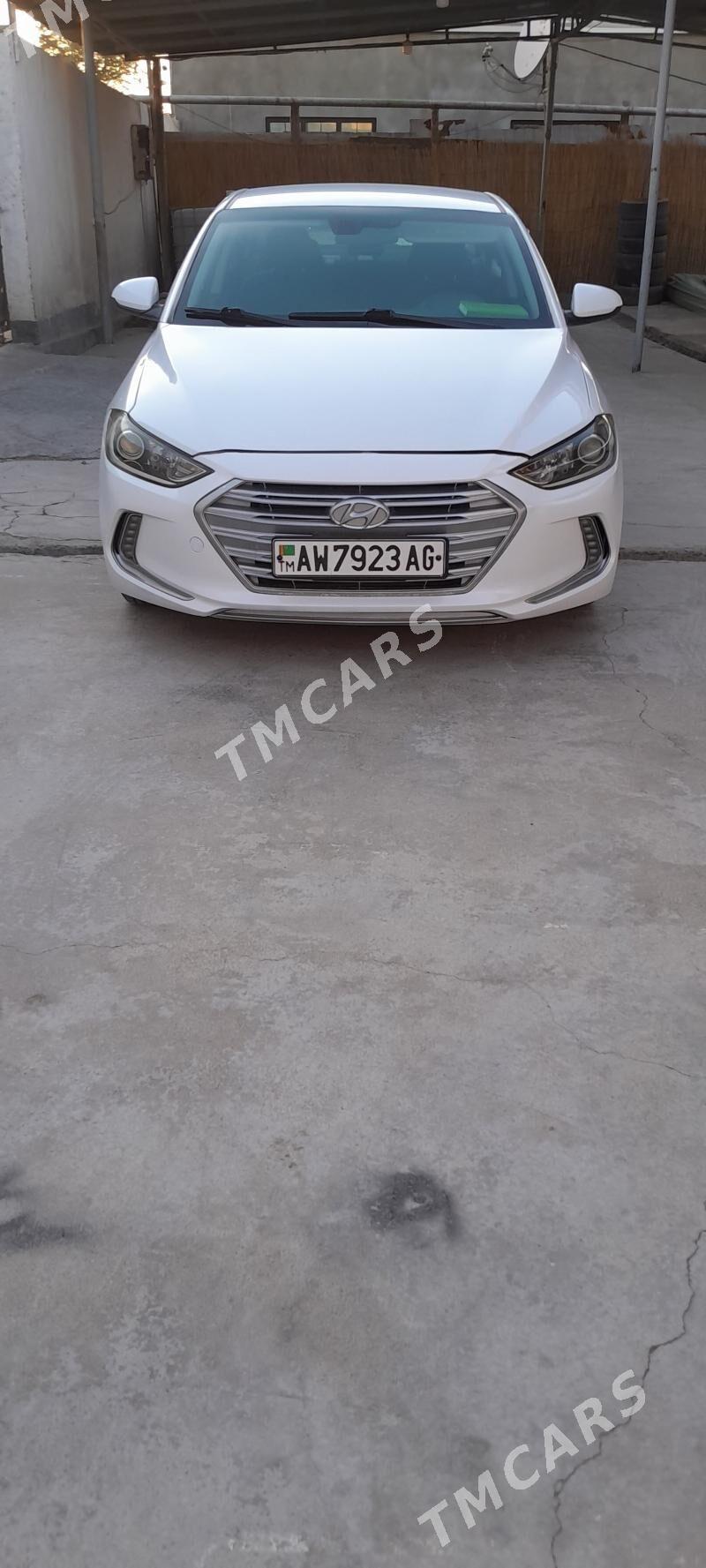 Hyundai Elantra 2018 - 165 000 TMT - Бедев - img 5