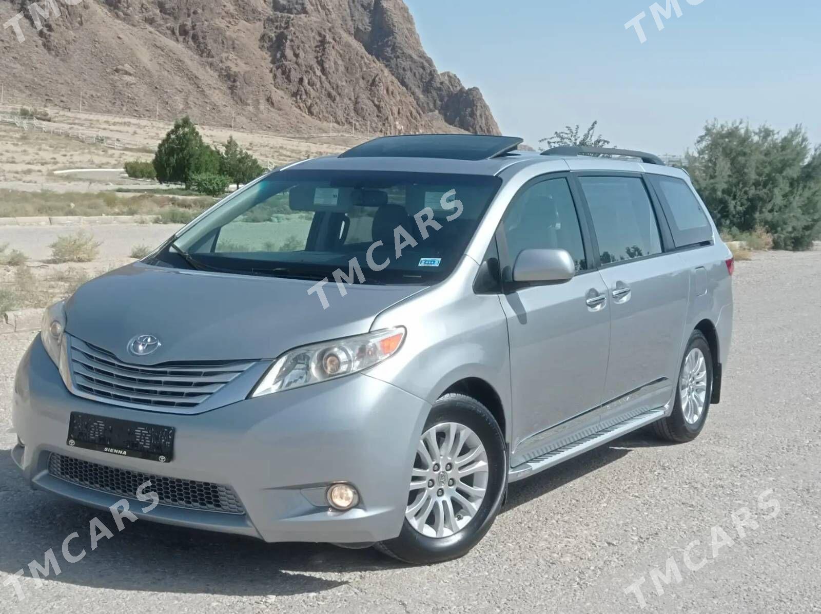 Toyota Sienna 2016 - 330 000 TMT - Balkanabat - img 3