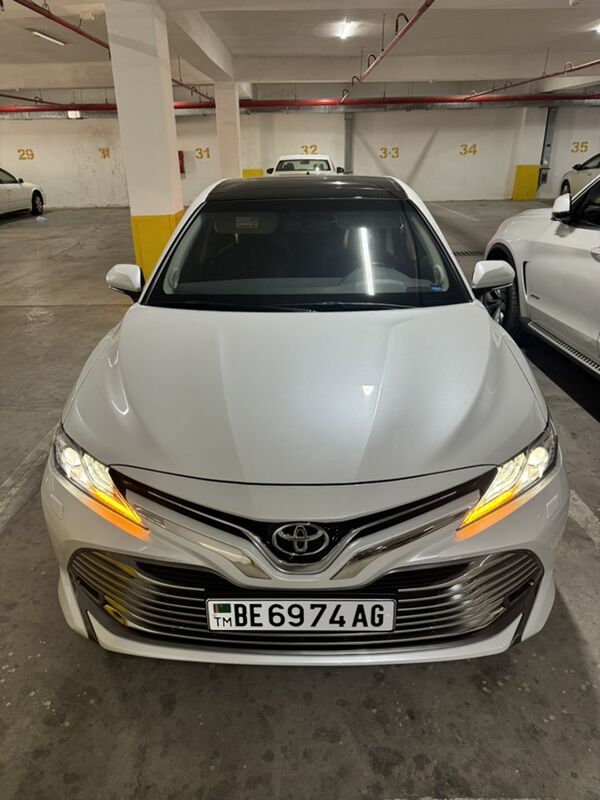 Toyota Camry 2018 - 545 000 TMT - Podwoýski köç. (Bitarap Türkmenistan şaýoly) - img 9